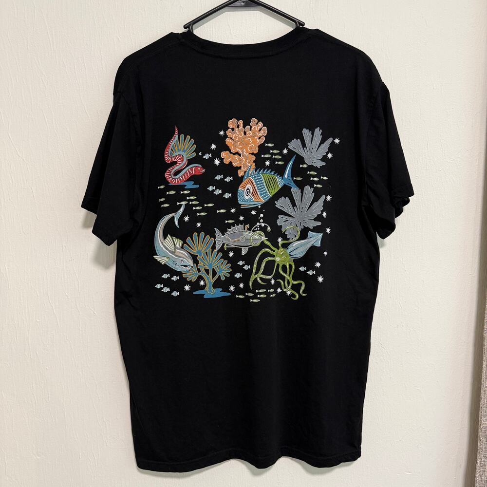 Reyn Spooner Mens Atomic Fish Graphic T-Shirt L Black Hawaiian Cotton